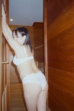 Clo: Fortuna Lace Cheeky Boyshort - White