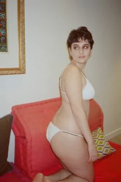 Acacia: Salé Bikini Bottom - Cream Crochet