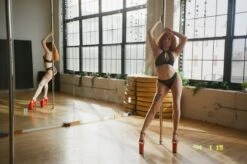 Toru & Naoko: Janice Keyhole Bra - Black -Azaleas Nyc Store 96BEA1E6 A86B 41B7 9B05 976294035722 1