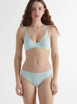 Araks: Bettina Cotton Thong - Crisp -Azaleas Nyc Store BRIAR BRALETTE BETTINA THONG CRISP 1135 SHOPIFY 2048x2048 a9ecde9f 912e 4b3e b793 4b714371393b