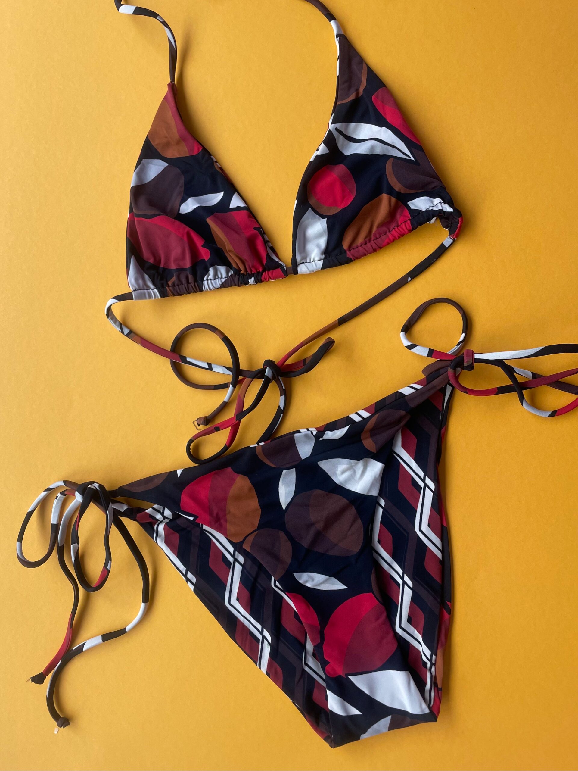 Siyu: Selma Reversible Triangle Bikini Top - Black Multi Siyu: Selma Reversible Triangle Bikini Top - Black Multi -Azaleas Nyc Store IMG 4491 f2722123 726d 4ec2 8eb9 cfc4a972a5eb scaled