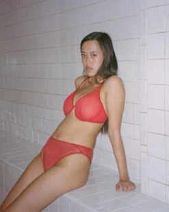 La Fille D'O: Fast Girls Monowire V Bra - Red