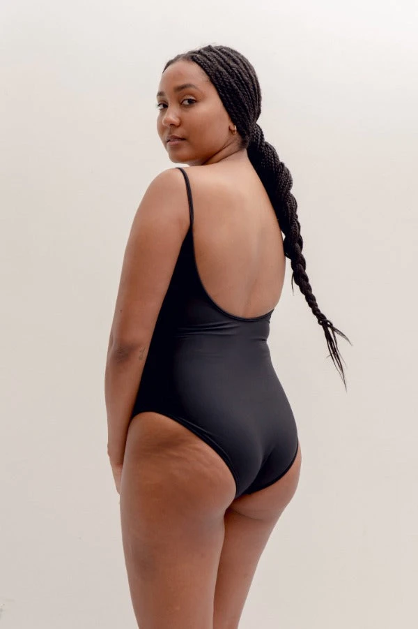 Nu Swim: Noodle Thin Strap One Piece - XL, XXL Nu Swim: Noodle Thin Strap One Piece - XL, XXL -Azaleas Nyc Store S30 back han