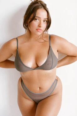 Luelle: Anna Thong - Smoke -Azaleas Nyc Store ava smoke thing 1024x 1000x1500 00e453a2 728c 4462 bcc9 c21c2ea3385f