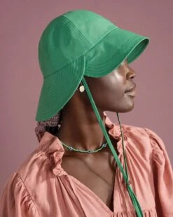 Hansel From Basel: Tulip Bucket Hat - Kelly Green