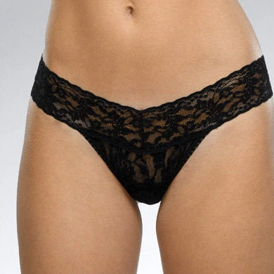 Hanky Panky: Lace Low Rise Thong - Basics Hanky Panky: Lace Low Rise Thong - Basics -Azaleas Nyc Store hpblk 1
