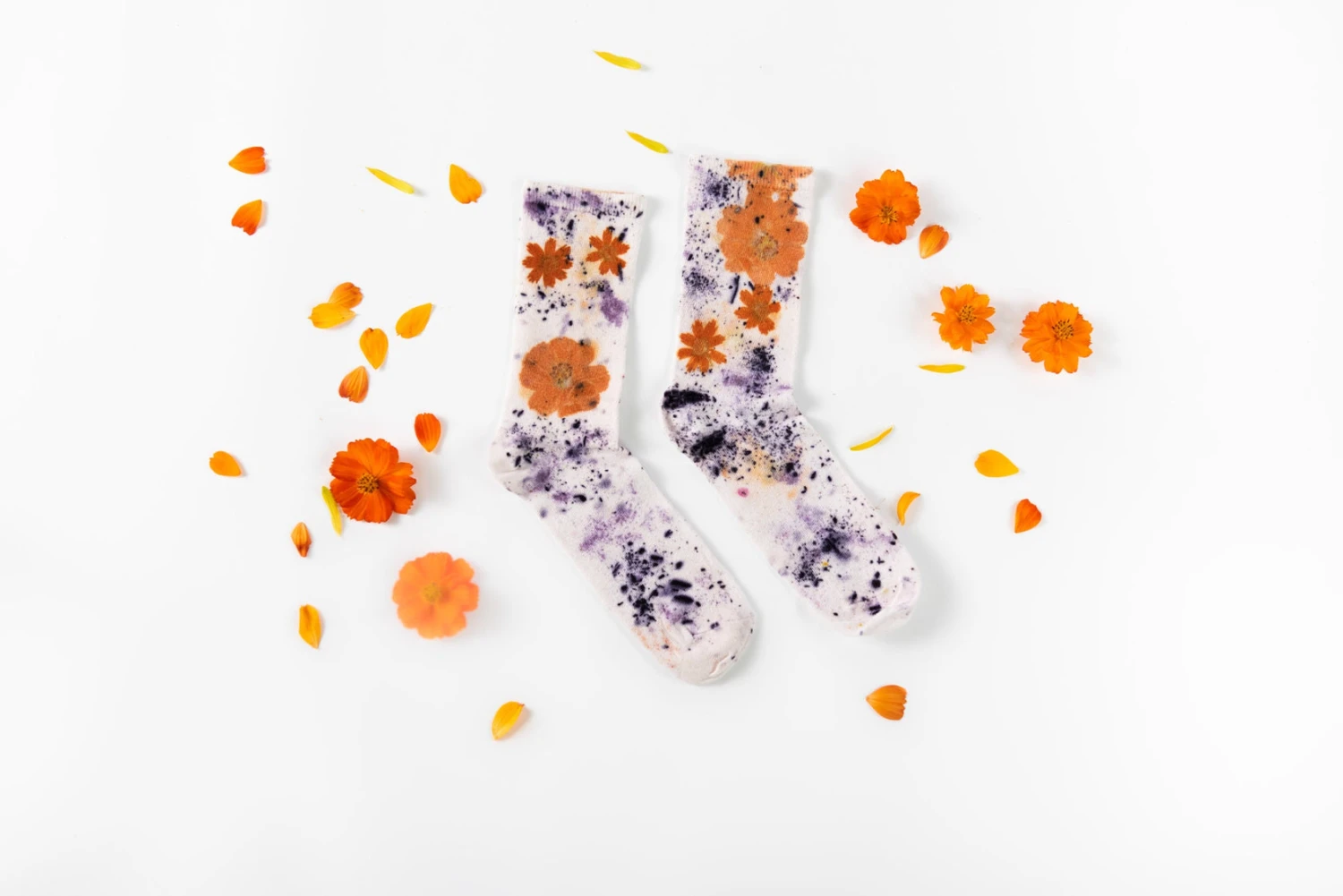 Dyekween: Flower Power Cotton Crew Socks - Purple Floral Dyekween: Flower Power Cotton Crew Socks - Purple Floral -Azaleas Nyc Store