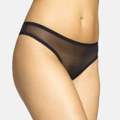 Luelle: Anna Thong - Black -Azaleas Nyc Store sq luelle thong blk front
