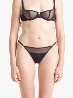 Yasmine Eslami: Annabelle Thong - Black